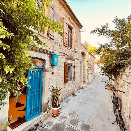 Villa Time Traveler's House - Eski